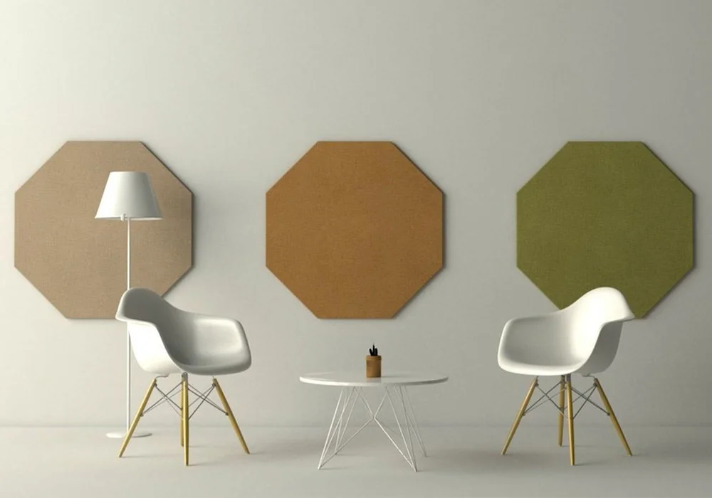 Altıgen geometrik akustik kumaş panel uygulaması